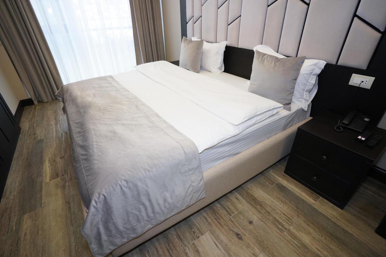 Soho Apart Hotel Єреван Екстер'єр фото