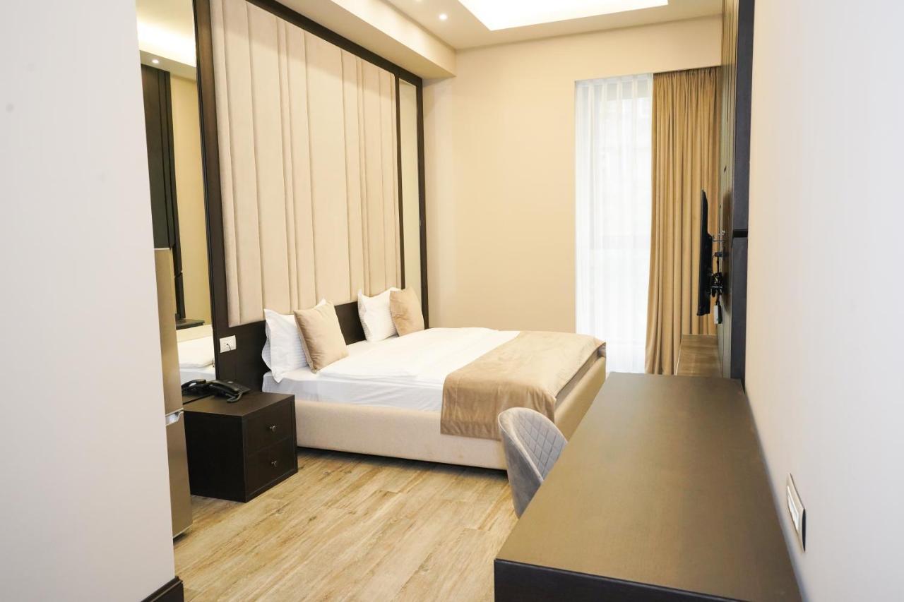 Soho Apart Hotel Єреван Екстер'єр фото