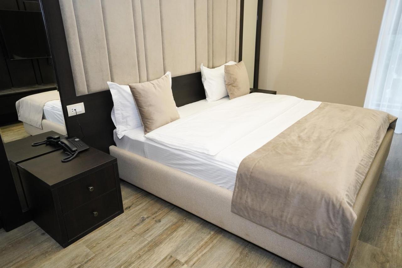 Soho Apart Hotel Єреван Екстер'єр фото