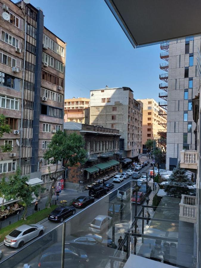 Soho Apart Hotel Єреван Екстер'єр фото